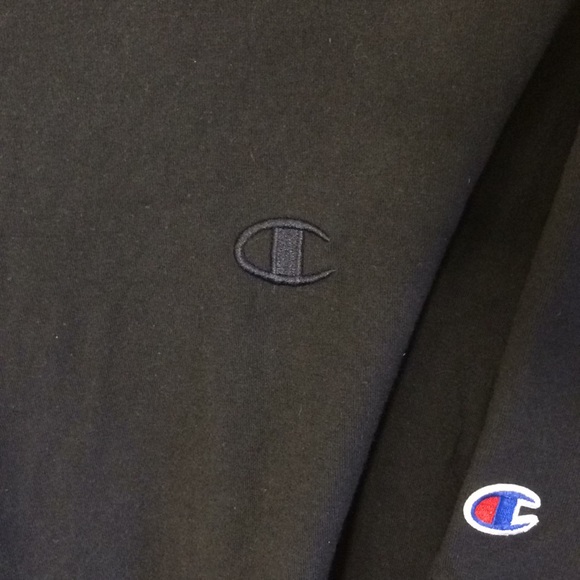 Men’s Champion embroidered logo - Picture 2 of 3